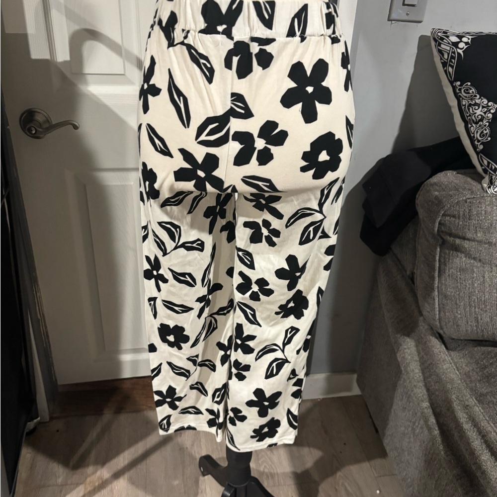 Elegant Black Floral Women's Wide Leg Pants
